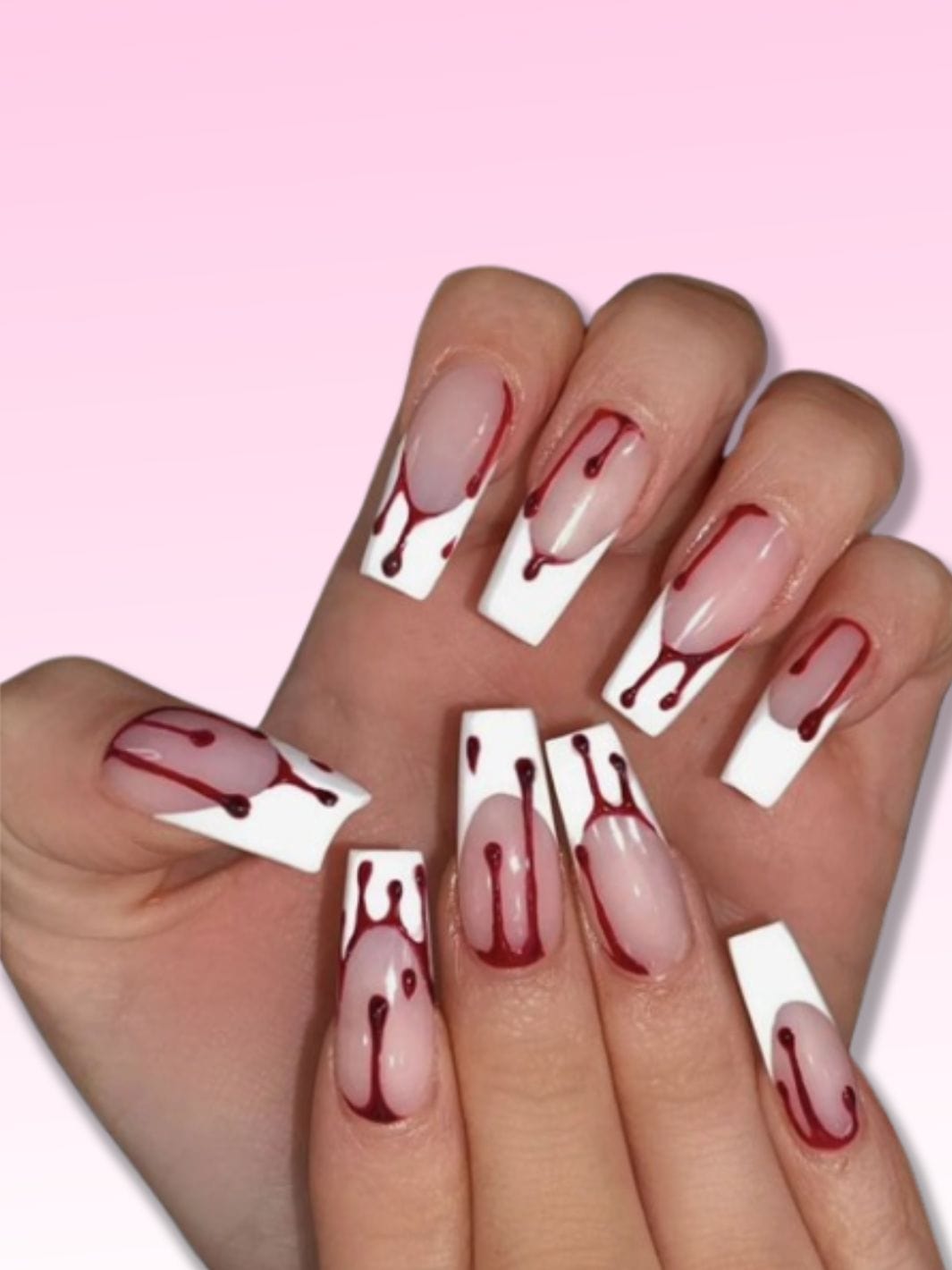 Faux ongles halloween avec colle Nail Chic